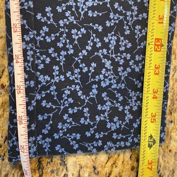 J. Jill Cotton Blend Floral Tapered Leg Mid Rise Pants Size 6 - Picture 7 of 8